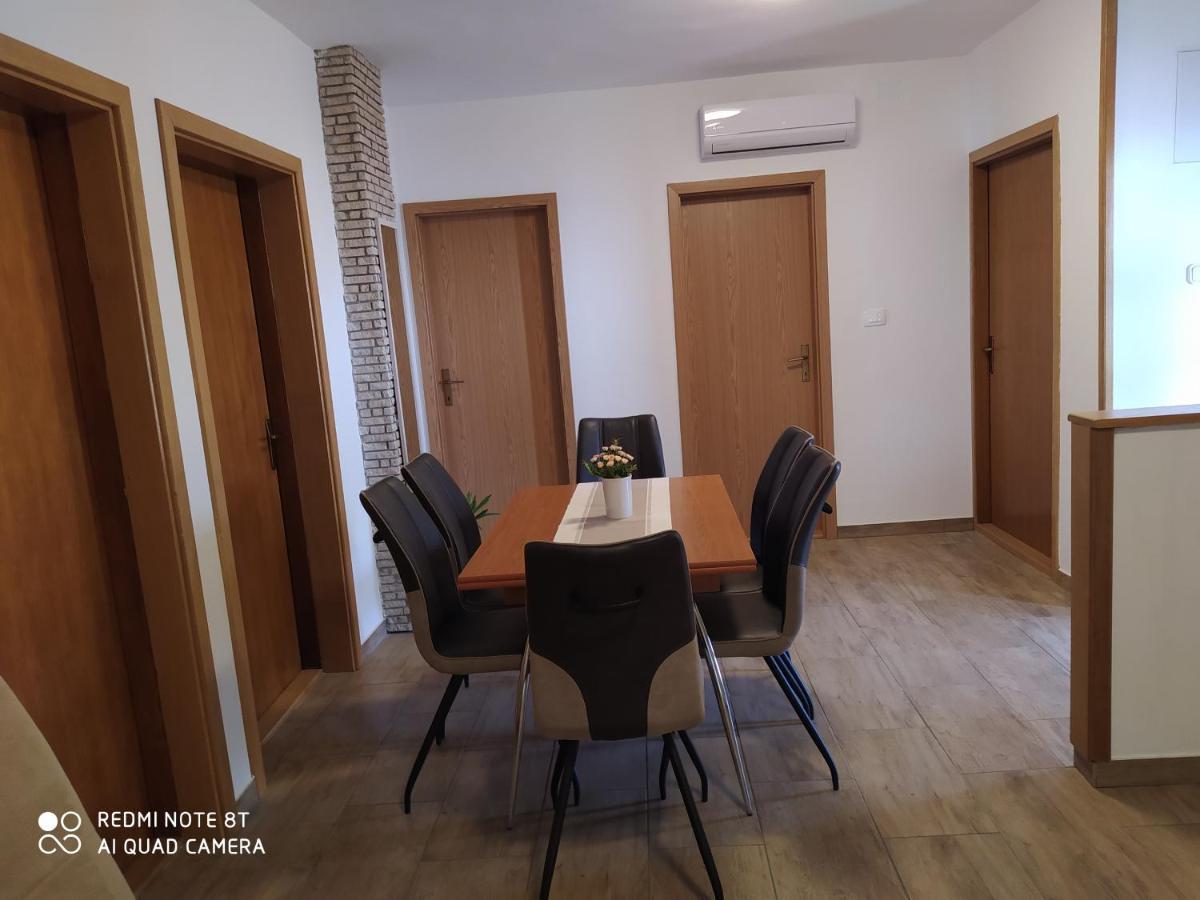 Apartmani Suzana Цриквениця Екстер'єр фото