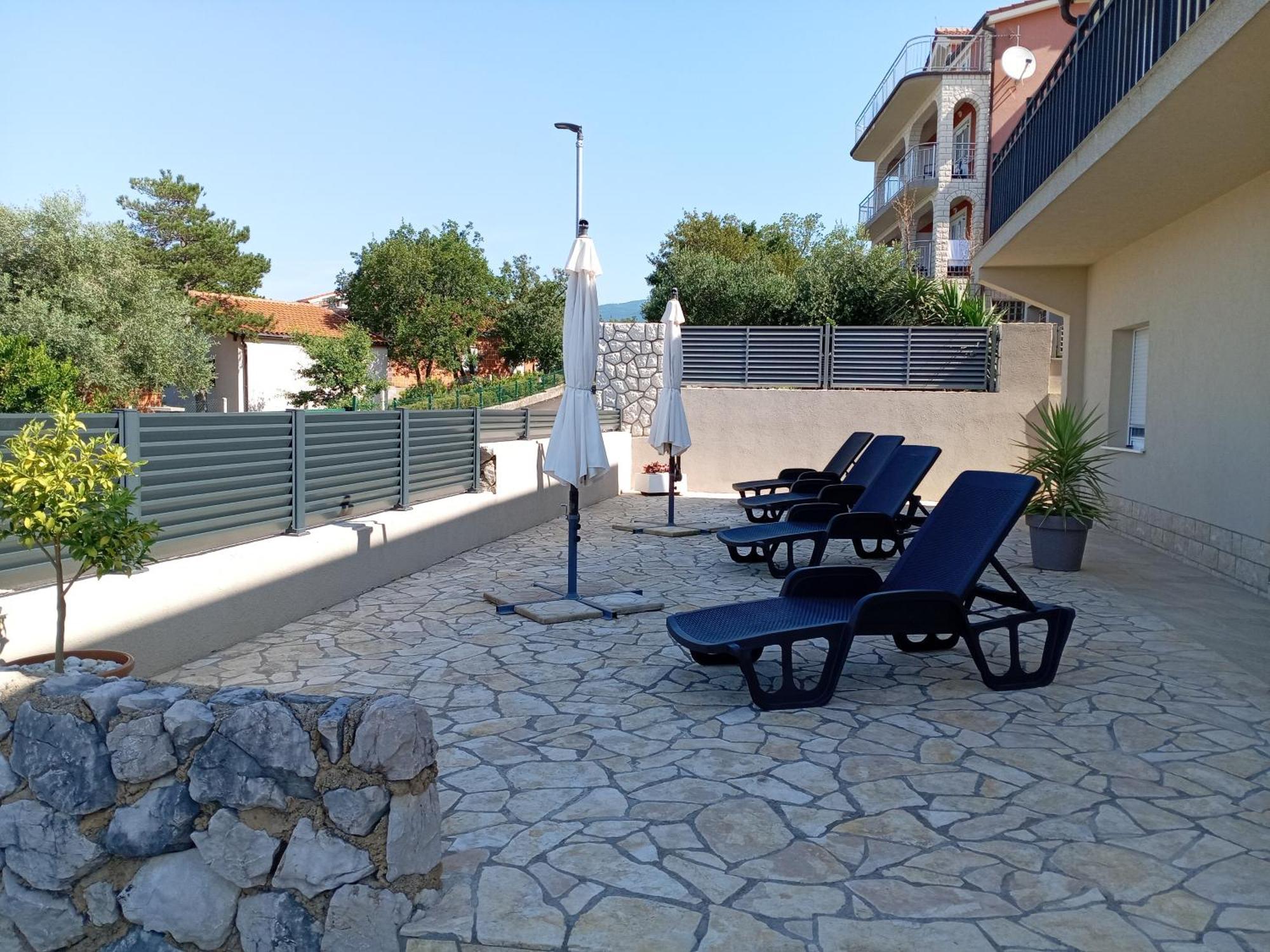 Apartmani Suzana Цриквениця Екстер'єр фото
